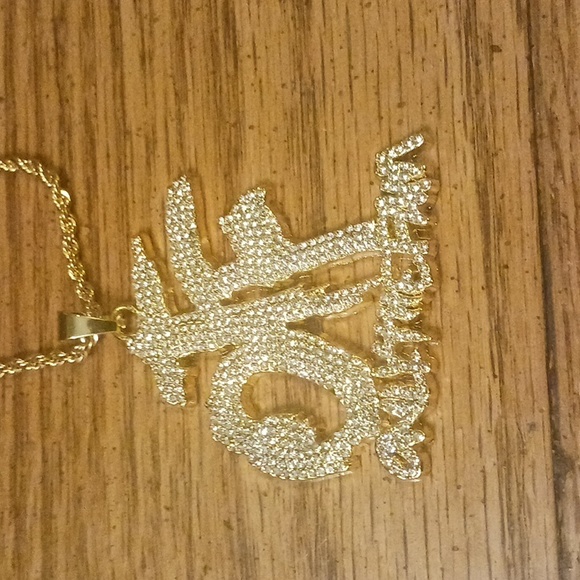 Iced out OTF chain (Gold) - Picture 2 of 2